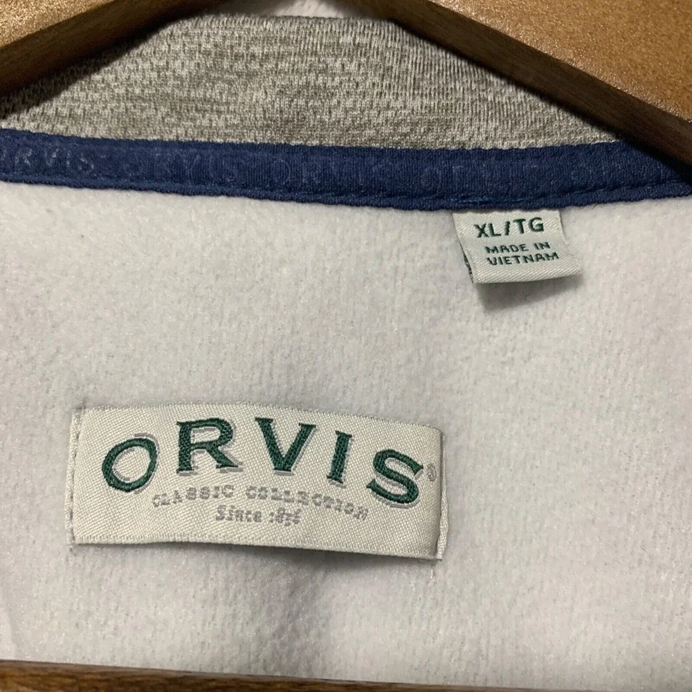 Orvis Gray and Navy Lightweight Full-Zip Shirt Jacket